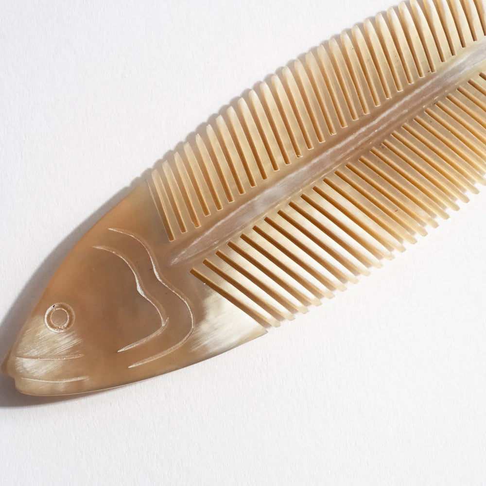 Fish Horn Comb
