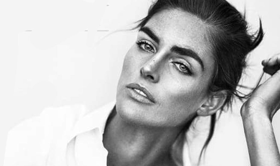 H&M Magazine : Top Model Screts - Hilary Rhoda - Jao Brand