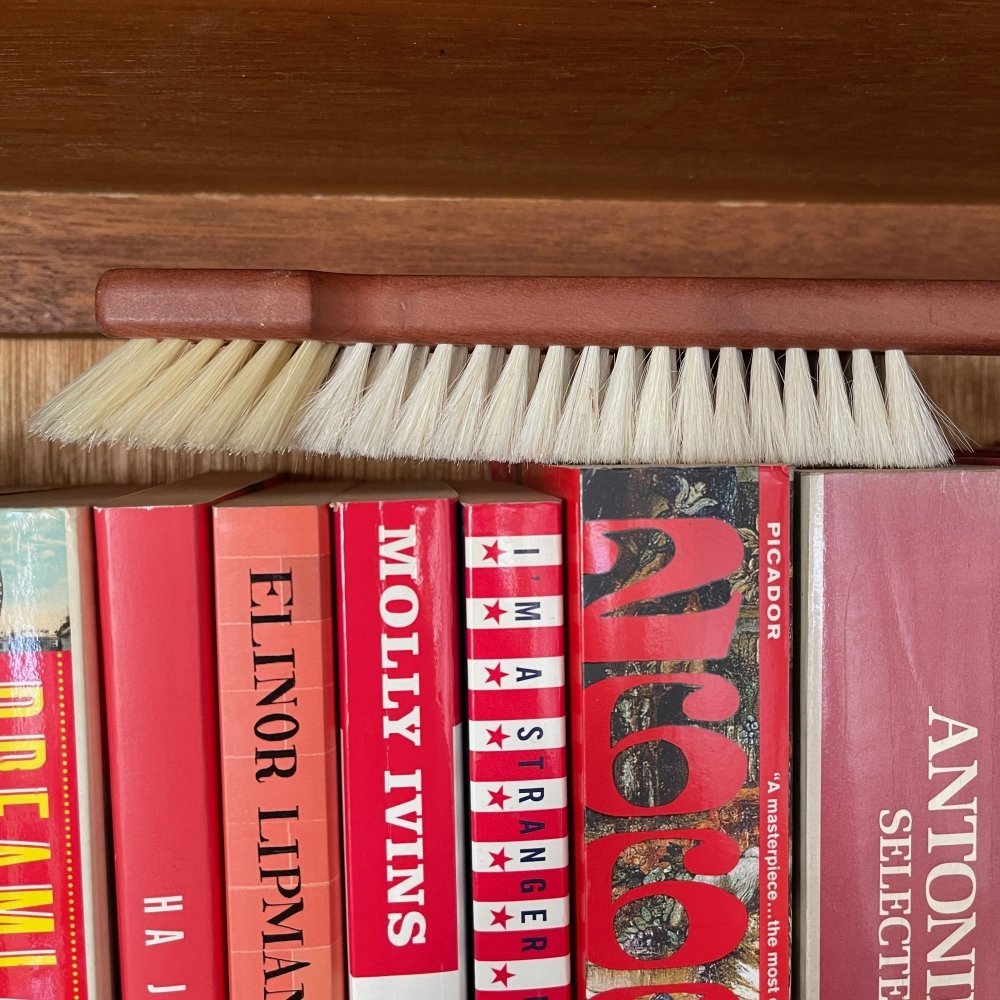 Book Brush - Jao Brand