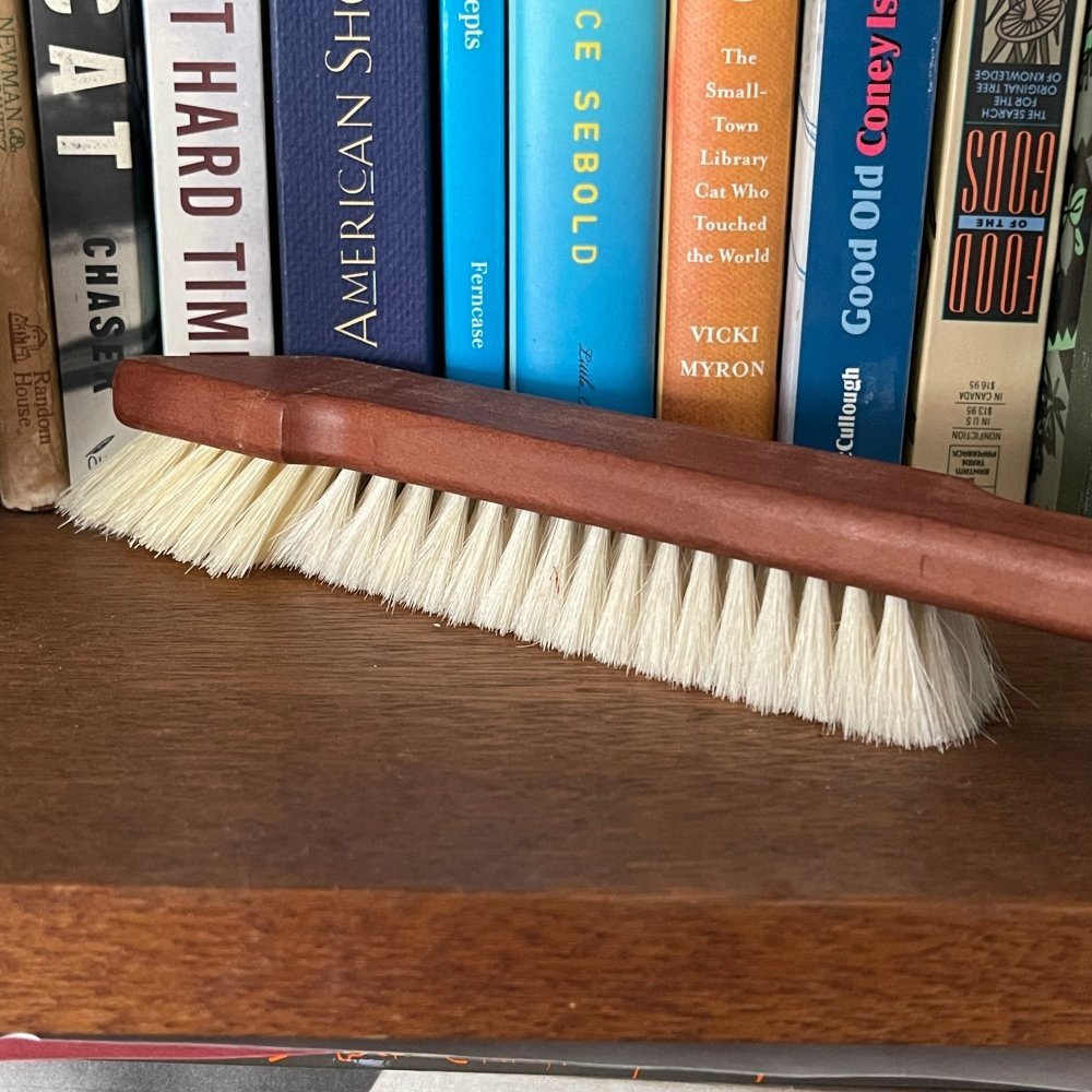 Book Brush - Jao Brand