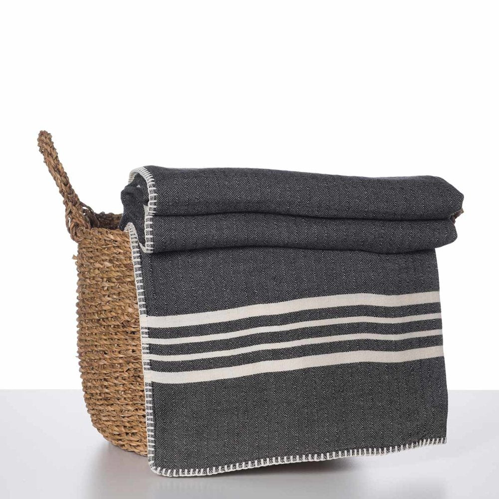 Farmer Stitch Blanket - Jao Brand