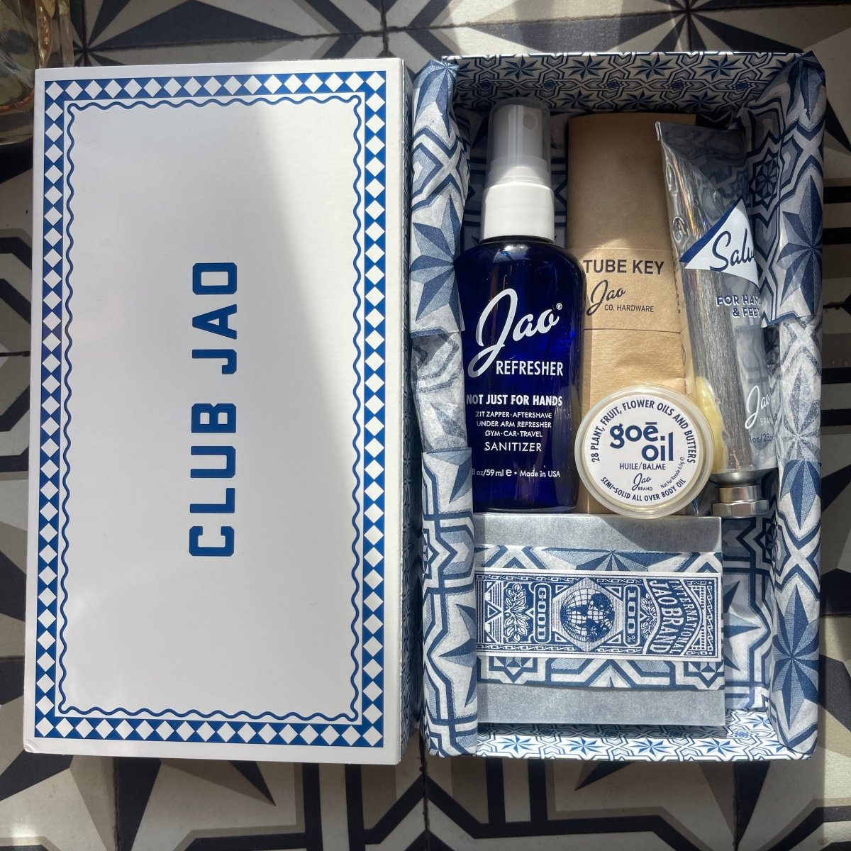 Hand - y Gift Box - Jao Brand